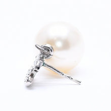 画像をギャラリービューアに読み込む, 極美品 CHANEL シャネル ココマーク ピアス アクセサリー B14V GP ラインストーン パール シルバー 重量6.61g 中古 4a004592