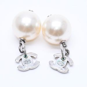 極美品 CHANEL シャネル ココマーク ピアス アクセサリー B14V GP ラインストーン パール シルバー 重量6.61g 中古 4a004592