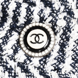 Very Good Condition CHANEL Striped Tweed Stainless Steel Collar Coat P53429V31165 Here Mark Button 3/4 Sleeve White Black Outerwear Black Metal Hardware Used 4a004713