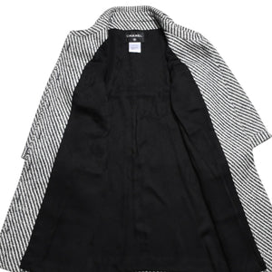 Very Good Condition CHANEL Striped Tweed Stainless Steel Collar Coat P53429V31165 Here Mark Button 3/4 Sleeve White Black Outerwear Black Metal Hardware Used 4a004713