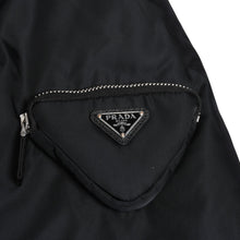 画像をギャラリービューアに読み込む, 極美品 PRADA プラダ Re-Nylon トライアングルロゴプレート MA-1 ボンバージャケット ブラック サイズM 中古 4a004696