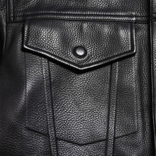 Load image into Gallery viewer, LOUIS VUITTON ルイヴィトン ブラックレザー トラッカージャケット HHL44EQXS 3rdタイプ ブラック 50サイズ シルバー金具 美品 中古 4a003314