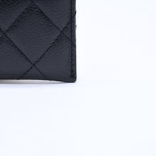 画像をギャラリービューアに読み込む, 極美品 CHANEL シャネル カードケース 26番台 ココマーク キャビアスキン ブラック バーガンディ ゴールド金具 中古 4a004760