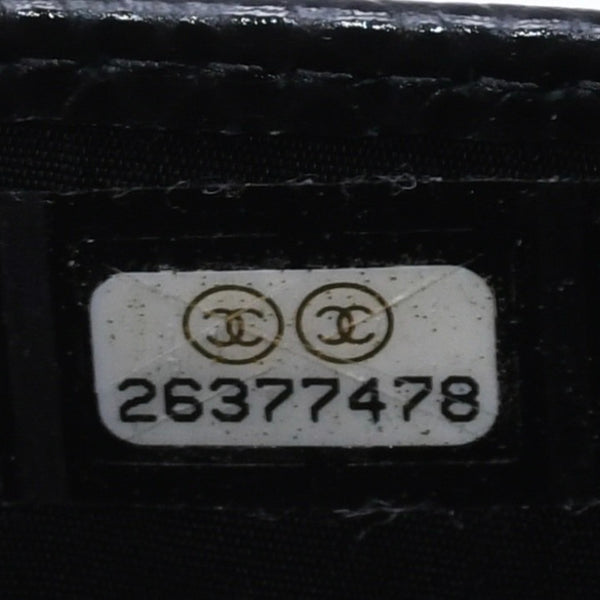 Very Good Condition CHANEL Card Case No. 26 Coco Mark Caviar Skin Black Burgundy Gold Hardware Used 4a004760