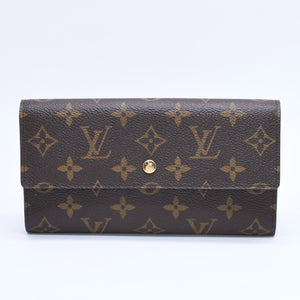 Very good condition LOUIS VUITTON Portefeuil International Trifold Wallet M61217 Monogram Gold Hardware Used 4a004691