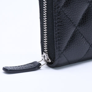 Very good condition CHANEL Coin case Coin purse Random number Coco mark Caviar skin Black Silver hardware Used 4a004718