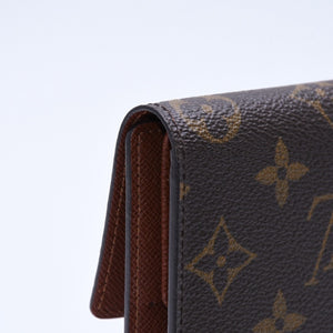 Very good condition LOUIS VUITTON Portefeuil International Trifold Wallet M61217 Monogram Gold Hardware Used 4a004691
