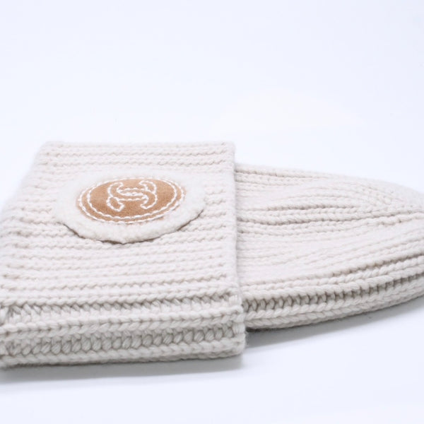 新品未使用 CHANEL シャネル ビーニー ニットキャップ ココマーク パッチ スウェード シアリング ウール カシミヤ ベージュ 中古 4a004758
