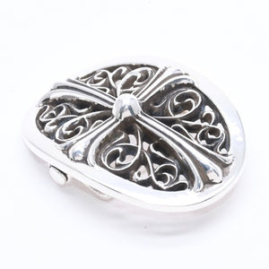 Very good condition CHROME HEARTS BUCKLE CLASSIC OVAL CROSS 1.5 Classic oval cross buckle 1.5 Weight approx. 136.38g Used 4a004719