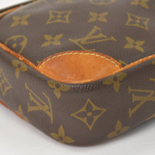 Load image into Gallery viewer, LOUIS VUITTON ルイヴィトン ショルダーバッグ ダヌーブ モノグラム ヌメ革 PVC ブラウン M45266 美品 中古 4a0047214