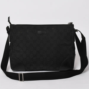 GUCCI グッチ ショルダーバッグ 114273 001998 GGキャンバス レザー ブラック ブラックメタル金具 良品 中古 4a004723