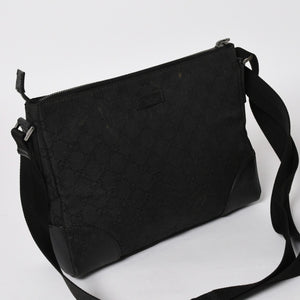 GUCCI グッチ ショルダーバッグ 114273 001998 GGキャンバス レザー ブラック ブラックメタル金具 良品 中古 4a004723