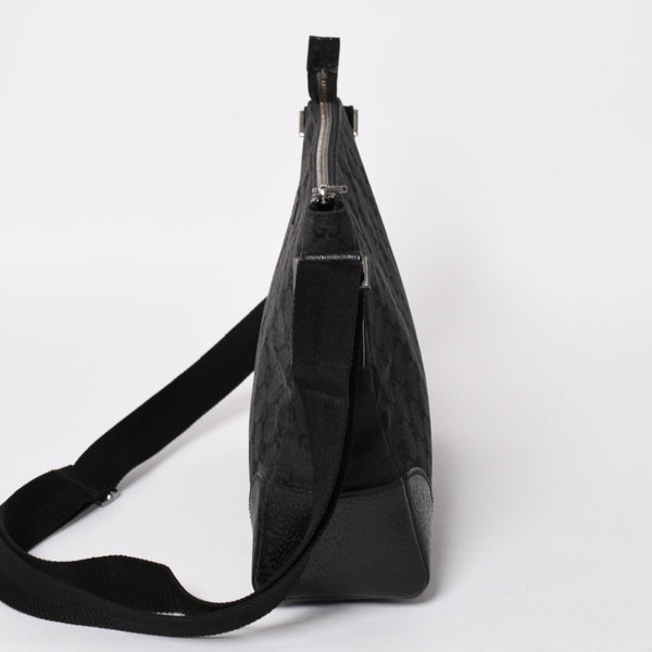 GUCCI グッチ ショルダーバッグ 114273 001998 GGキャンバス レザー ブラック ブラックメタル金具 良品 中古 4a004723