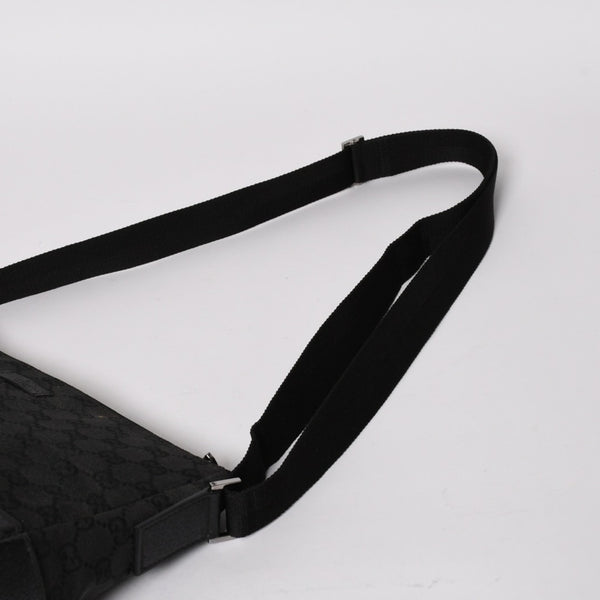 GUCCI グッチ ショルダーバッグ 114273 001998 GGキャンバス レザー ブラック ブラックメタル金具 良品 中古 4a004723