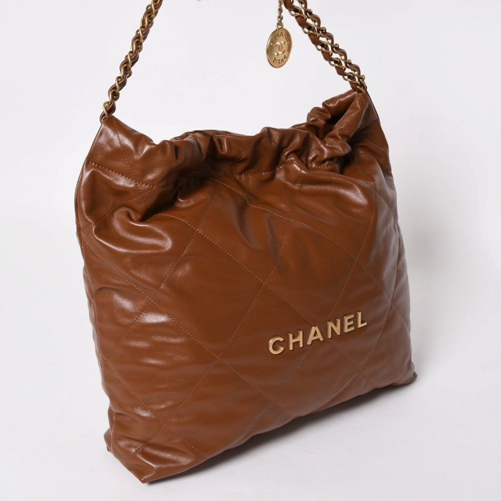 Like new CHANEL 22 Handbag Shoulder Bag Random Number Shiny Calfskin Brown Bronze Hardware Used 4a002883
