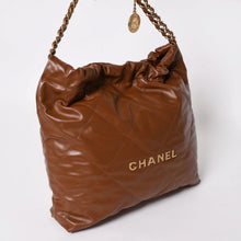 画像をギャラリービューアに読み込む, 新品同様 CHANEL シャネル 22 ハンドバッグ ショルダーバッグ ランダム番台 シャイニーカーフスキン ブラウン ブロンズ金具 中古 4a002883