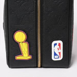 極美品 LOUIS VUITTON ルイヴィトン NBA モノグラム クロークルーム ドロップキット ブラック M58515 中古 4a004672