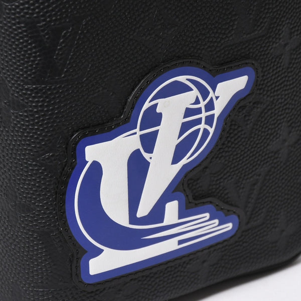 極美品 LOUIS VUITTON ルイヴィトン NBA モノグラム クロークルーム ドロップキット ブラック M58515 中古 4a004672