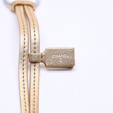 画像をギャラリービューアに読み込む, 新品未使用品 CHANEL シャネル ココマーク ココチャーム バッグチャーム チャーム ゴールド ランダム番台 激レア ラムスキン シルバー金具 中古 4a004744