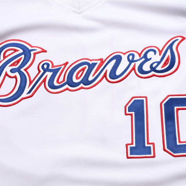 Like new Mitchell&Ness Mitchell &amp; Ness Atlanta Braves Chipper Jones Replica Baseball Jersey, Size L, Blue &amp; White, Used, 4a002307
