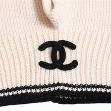 画像をギャラリービューアに読み込む, 新品未使用 CHANEL シャネル ニットキャップ バラクラバ ココマーク カシミア ブラック ホワイト KJ9KHJ98 中古 4a004746