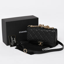 画像をギャラリービューアに読み込む, 極美品 CHANEL シャネル Sフラップ Wチェーンショルダーバッグ 24番台 ココマーク キャビアスキン ブラック ゴールド金具 中古 4a004750