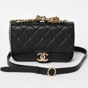 極美品 CHANEL シャネル Sフラップ Wチェーンショルダーバッグ 24番台 ココマーク キャビアスキン ブラック ゴールド金具 中古 4a004750