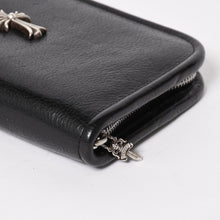 画像をギャラリービューアに読み込む, CHROME HEARTS クロムハーツ ブラックヘビーレザー オーガナイザー ウォレット スモールCHクロス ダガー カウレザー クラッチバッグ シルバー925 シルバー金具 美品 中古 4a004532