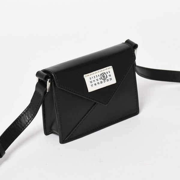 MM6 Maison Margiela メゾンマルジェラ ショルダーバッグ ミニショルダーバッグ ブラック ホワイト 美品 中古 4a004603