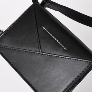 MM6 Maison Margiela メゾンマルジェラ ショルダーバッグ ミニショルダーバッグ ブラック ホワイト 美品 中古 4a004603