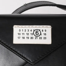 画像をギャラリービューアに読み込む, MM6 Maison Margiela メゾンマルジェラ ショルダーバッグ ミニショルダーバッグ ブラック ホワイト 美品 中古 4a004603