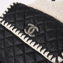 画像をギャラリービューアに読み込む, 極美品 CHANEL シャネル COCO NIEGE ココネージュ バックパック リュック 26番台 ココマーク ナイロン ボア ベージュ ブラック 中古 4a004780