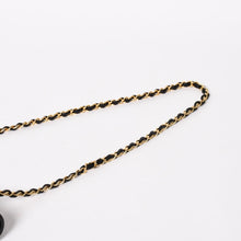 Load image into Gallery viewer, 極美品 CHANEL シャネル マトラッセ28 Wフラップ Wチェーンショルダーバッグ 2番台 パリ限定 ココマーク ラムスキン ブラック 中古 4a004748