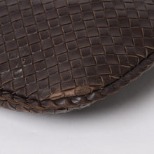 Load image into Gallery viewer, BOTTEGA VENETA ボッテガヴェネタ ホーボーショルダーバッグ イントレチャート ブラウン ダークブラウン 美品 中古 4a004498