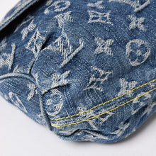 Load image into Gallery viewer, 極美品 LOUIS VUITTON ルイヴィトン ミニプリーティ ワンショルダーバッグ M95050 モノグラム デニム インディゴブルー 中古 4a004766
