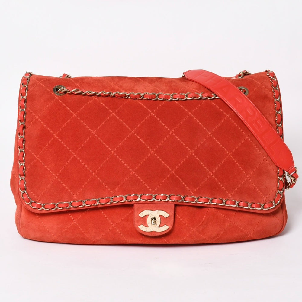 CHANEL シャネル × Pharrell Williams ファレル ウィリアムス マトラッセ XXL チェーンショルダーバッグ 27番台 ココマーク 美品 中古 4a004779CHANEL シャネル × Pharrell Williams ファレル ウィリアムス マトラッセ XXL チェーンショルダーバッグ 27番台 ココマーク 美品 中古 4a004779