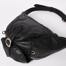 Load image into Gallery viewer, CHROME HEARTS クロムハーツ スナットバッグ XL ダガー ガンスリンガー レザーボディバッグ ウエストバッグ シルバー925 美品 中古 4a004646