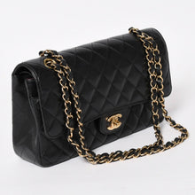 Load image into Gallery viewer, 極美品 CHANEL シャネル マトラッセ25 Wフラップ Wチェーンショルダーバッグ22番台 ココマーク キャビアスキン ブラック 中古 4a004749