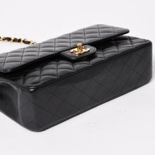 Load image into Gallery viewer, 極美品 CHANEL シャネル マトラッセ25 Wフラップ Wチェーンショルダーバッグ22番台 ココマーク キャビアスキン ブラック 中古 4a004749