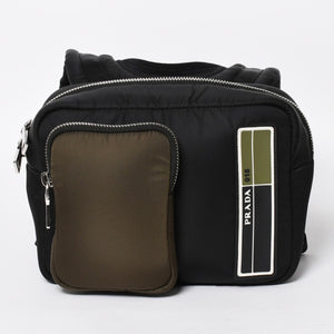 極美品 PRADA プラダ TESSUTO POCKET ナイロン バックパック リュック ボディバッグ 2VZ044 ブラック カーキ ラバーロゴ テスートナイロン シルバー金具 中古 4a004772