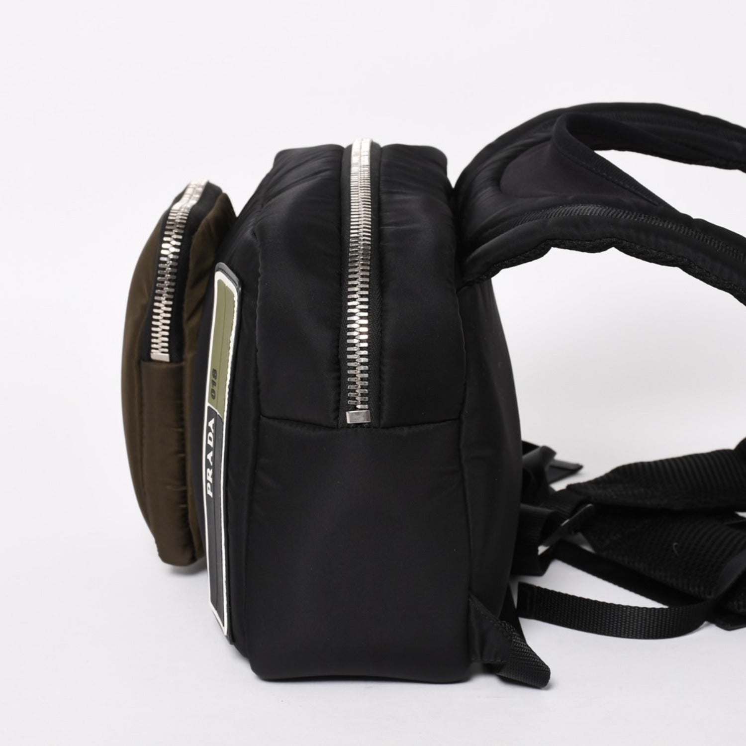 プラダ PRADA バックパック 中古・ヴィンテージ｜CASANOVA VINTAGE