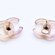 画像をギャラリービューアに読み込む, CHANEL シャネル ココマーク ピアス 重量約2.17g 02P刻印 樹脂系 メタル パープル ブラウン グラデーション 両耳用 美品 中古 4a004556