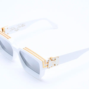 LOUIS VUITTON ルイヴィトン サングラス 1.1 ミリオネア アイウェア Z1166E 9F1 サイズ58□17 145 ホワイト 美品 中古 4a004827