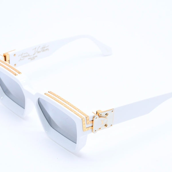 LOUIS VUITTON ルイヴィトン サングラス 1.1 ミリオネア アイウェア Z1166E 9F1 サイズ58□17 145 ホワイト 美品 中古 4a004827