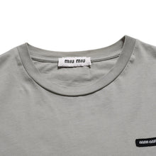 画像をギャラリービューアに読み込む, 極美品 MIU MIU ミュウミュウ ノースリーブ ジャージ Tシャツ MJE15 ワッペンロゴ カットソー フレンチスリーブ カーキ レディース XSサイズ 中古 4a004811