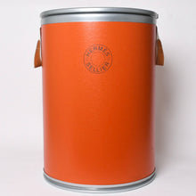 Load image into Gallery viewer, HERMES エルメス サドルボックス SADDLE BOX H800104E インテリア 小物入れ オレンジ シルバー 美品 中古 4a004803