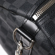 Load image into Gallery viewer, 極美品 ルイヴィトン LOUIS VUITTON キーポル バンドリエール 55 ボストンバッグ ダミエ グラフィット ブラック N41413 中古 4a005353