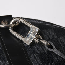 Load image into Gallery viewer, 極美品 ルイヴィトン LOUIS VUITTON キーポル バンドリエール 55 ボストンバッグ ダミエ グラフィット ブラック N41413 中古 4a005353