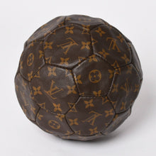 画像をギャラリービューアに読み込む, 極美品 LOUIS VUITTON ルイヴィトン モノグラム サッカーボール M99054 1998年 フランスワールドカップ記念限定品 3000個限定 中古 4a005320