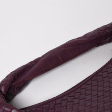 Load image into Gallery viewer, 極美品 BOTTEGA VENETA ボッテガヴェネタ イントレチャート ワンショルダーバッグ ワインレッド パープル 中古 4a005417